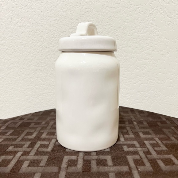 NWT Rae Dunn HUGS canister - Picture 5 of 7